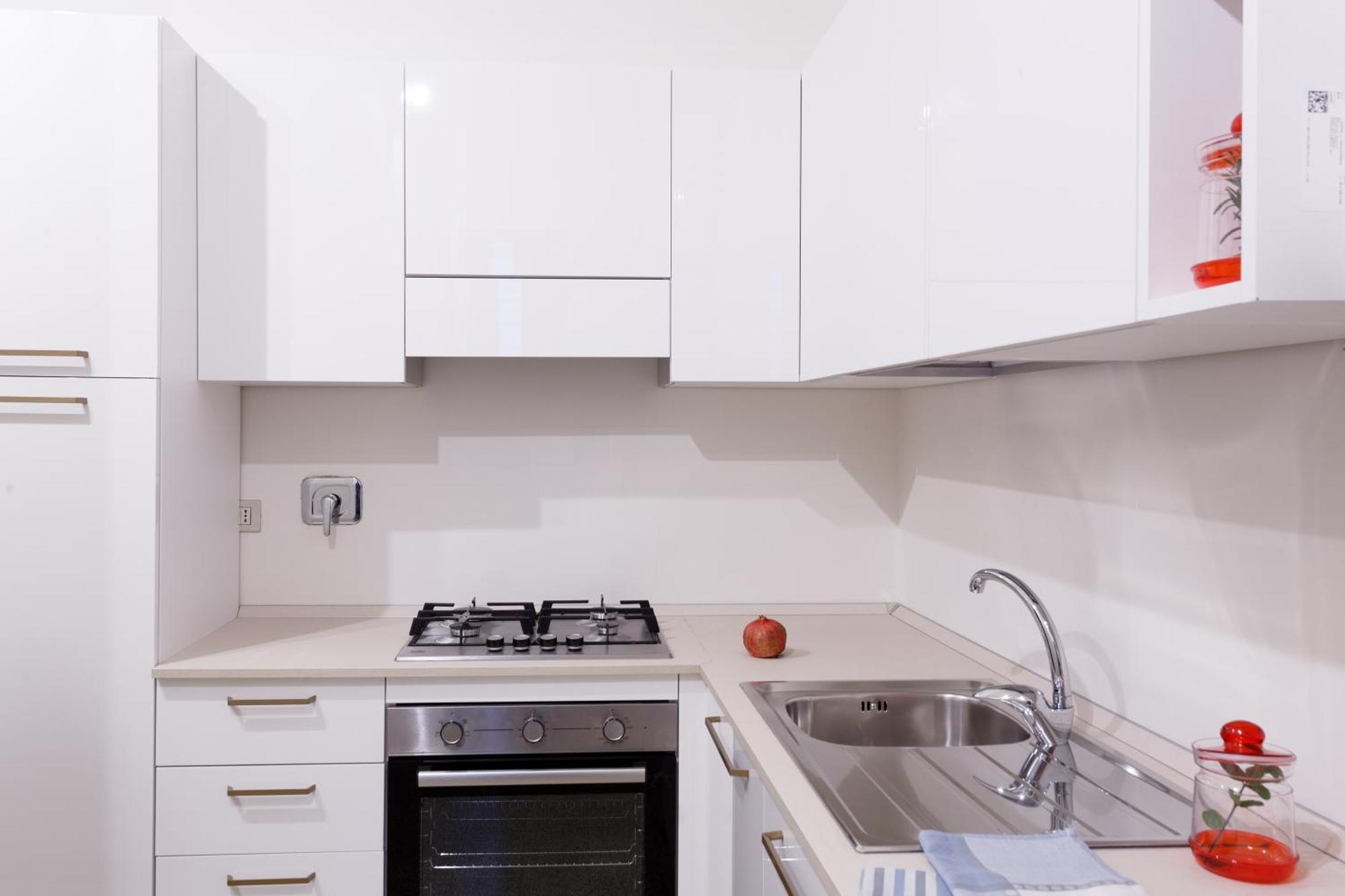 Renovated 3 Bedroom Apartment In The City Center ตูริน ภายนอก รูปภาพ